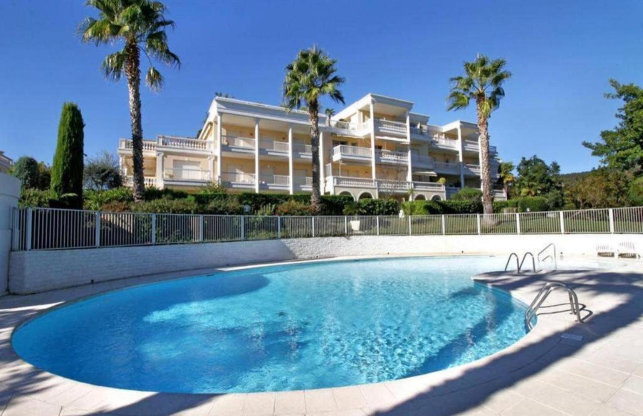 Residence Standing Riviera Golf Mandelieu Exterior photo